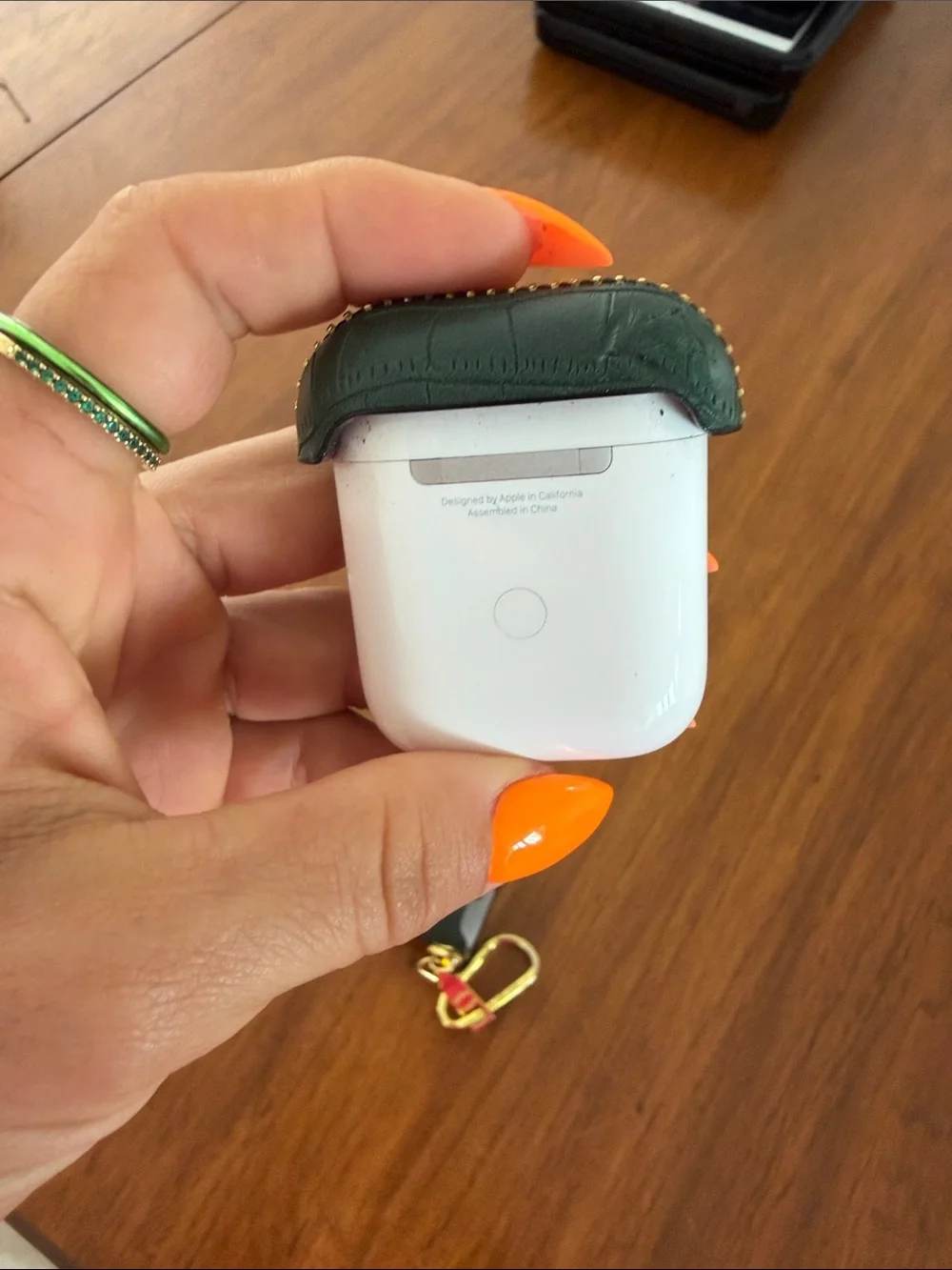 Apple air pods